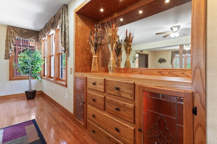 Discover this stunning 4,464 sq ft home set on 3.49 acres in the - photo 20