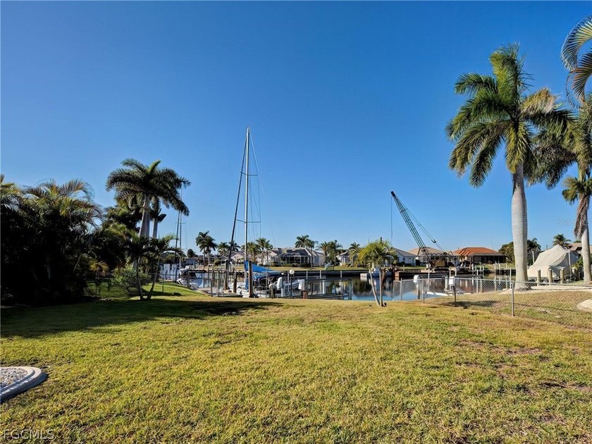 Welcome home to this 3 bedroom, 2 bath property in the much - photo 3