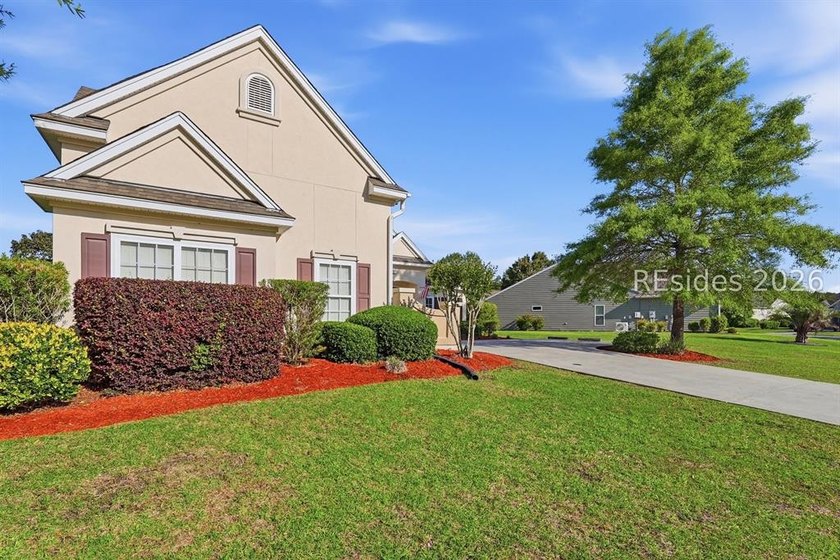 MOTIVATED SELLER - Welcome to 24 Bainbridge Way, a beautifully - photo 4