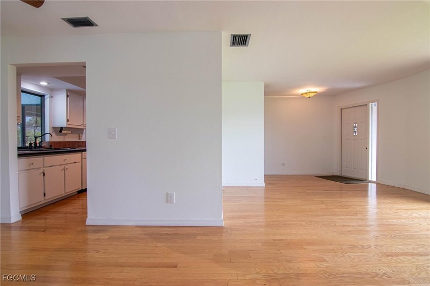*** HOME ON A TRIPLE LOT SITE WITH CITY WATER AND SEWER *** ALL - photo 8
