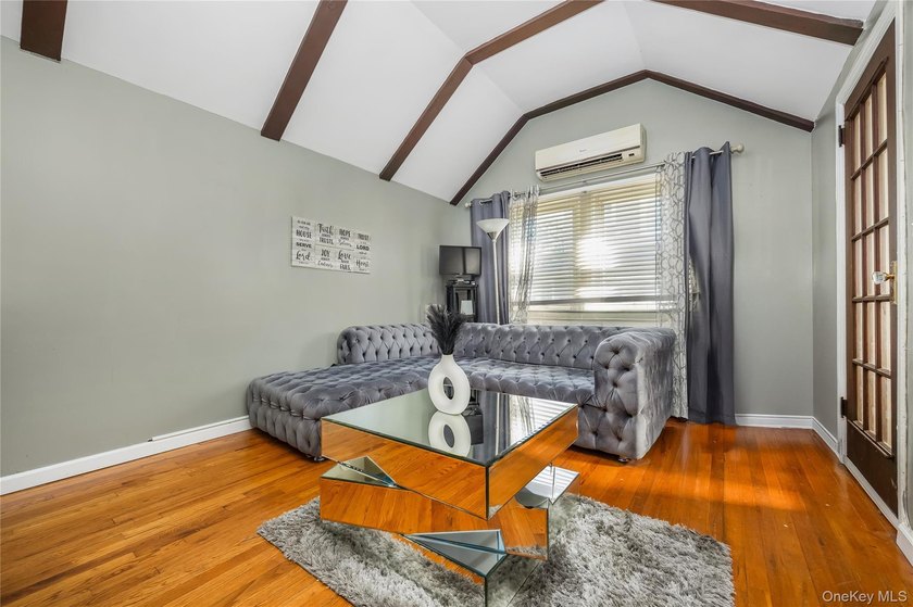 Welcome To This Well-Maintained 2 Bedroom, 2 Bathroom Home In - photo 5