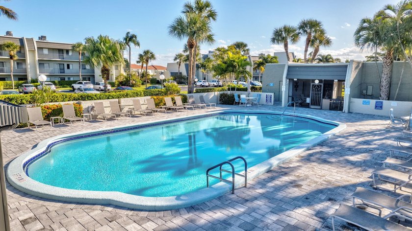 PRICED TO SELL! Move-in ready opportunity under $250k in The - photo 27