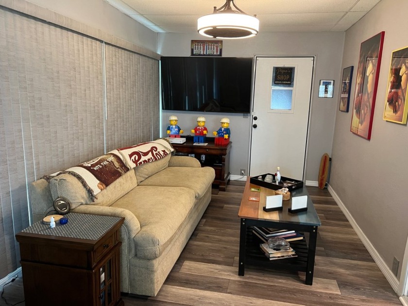Stunning home located in Reflections on Silver Lake 55+ - photo 17