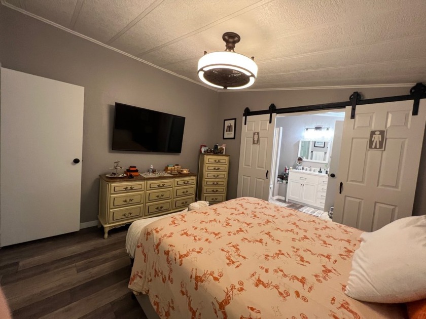 Stunning home located in Reflections on Silver Lake 55+ - photo 21