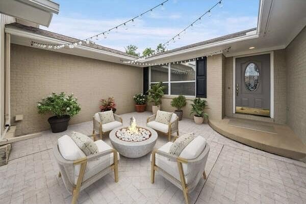 *OPEN HOUSE THURSDAY, JULY 16 | 3-5PM* Tucked right in the heart - photo 2