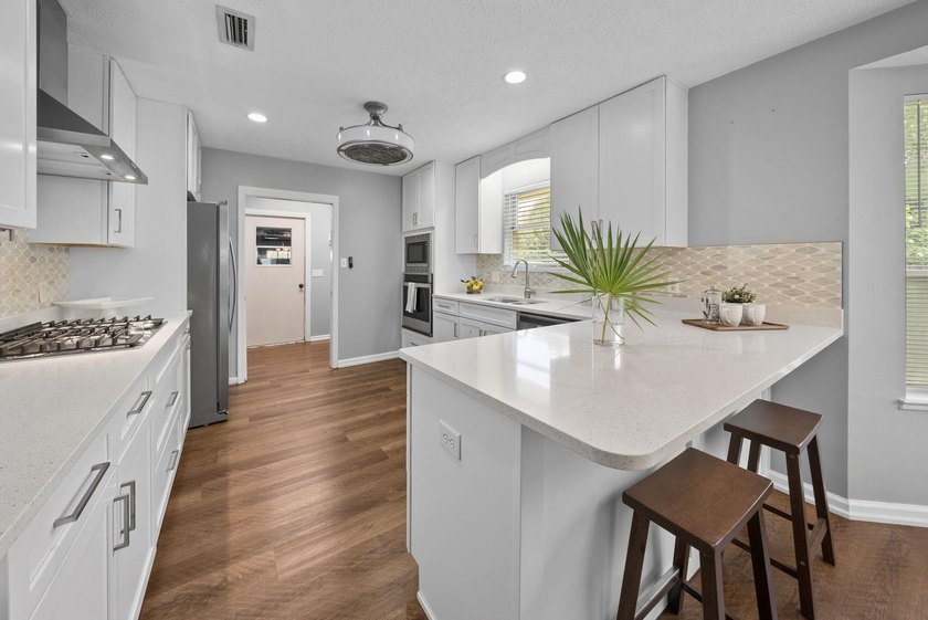 *OPEN HOUSE THURSDAY, JULY 16 | 3-5PM* Tucked right in the heart - photo 8