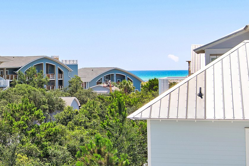 Just Listed- fully furnished, and complete with a golf cart - photo 3