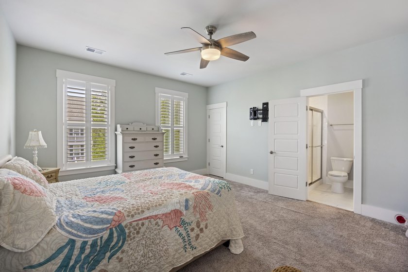 2805 Merriams Drive effortlessly blends luxury, functionality - photo 25