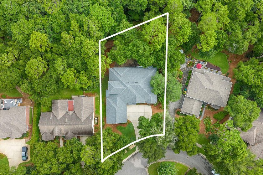 Assumable 4.75 VA Mortgage. You'll fall in love with this - photo 3