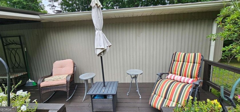 Tucked away at 567 Dale Trail in Menlo, GA, this isn't just a - photo 6