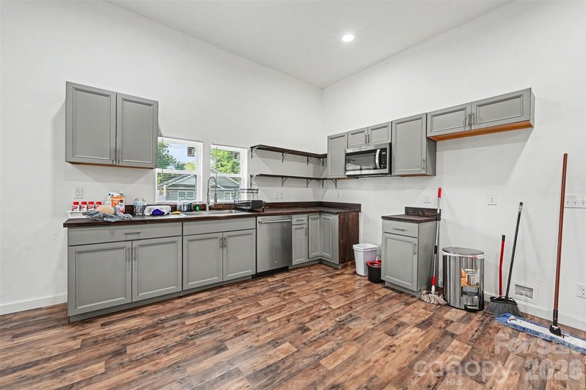 Don't miss this beautifully remodeled home just minutes from - photo 8