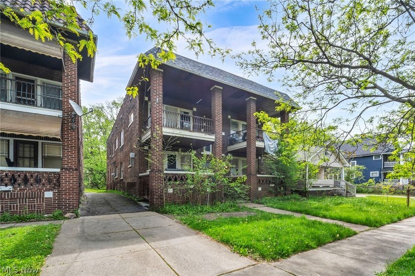 Value-Add 4-Unit with Major Capital Improvements Already - photo 3