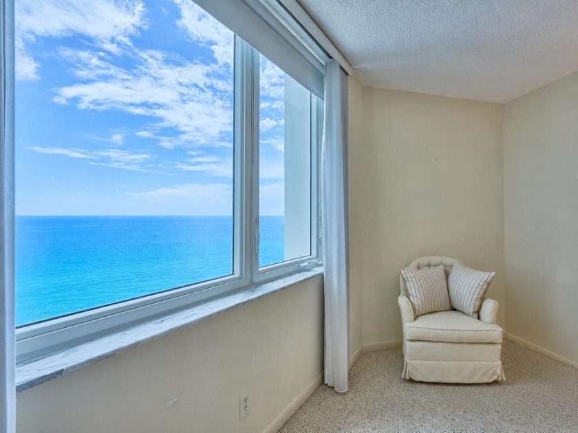 Live steps from the sand at the prestigious Chalfonte, on Boca - photo 15