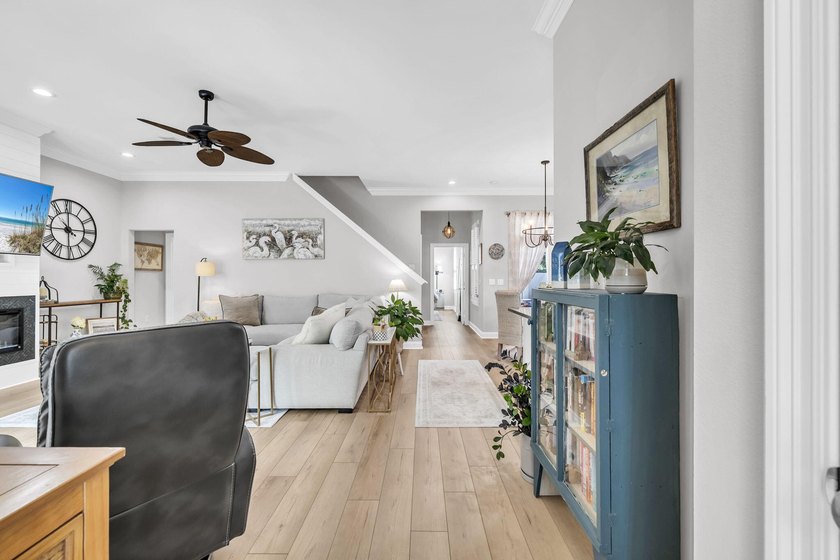 Welcome to 65 Courtyard Circle, where coastal living meets - photo 6