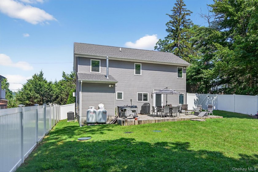 Experience the magic of lake living! Beautifully maintained home - photo 42