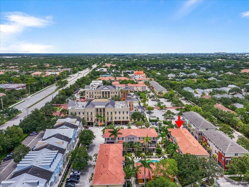 Welcome to 127 Greenwich Circle, a beautifully situated end-unit - photo 36
