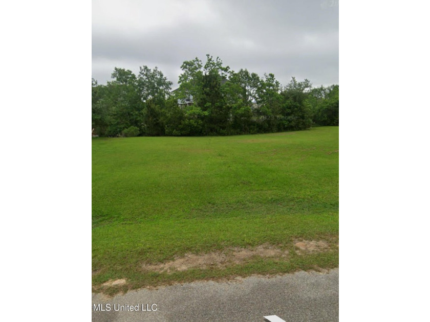 Build your dream home or 2nd home in popular Bay Cove Estates, a - photo 2