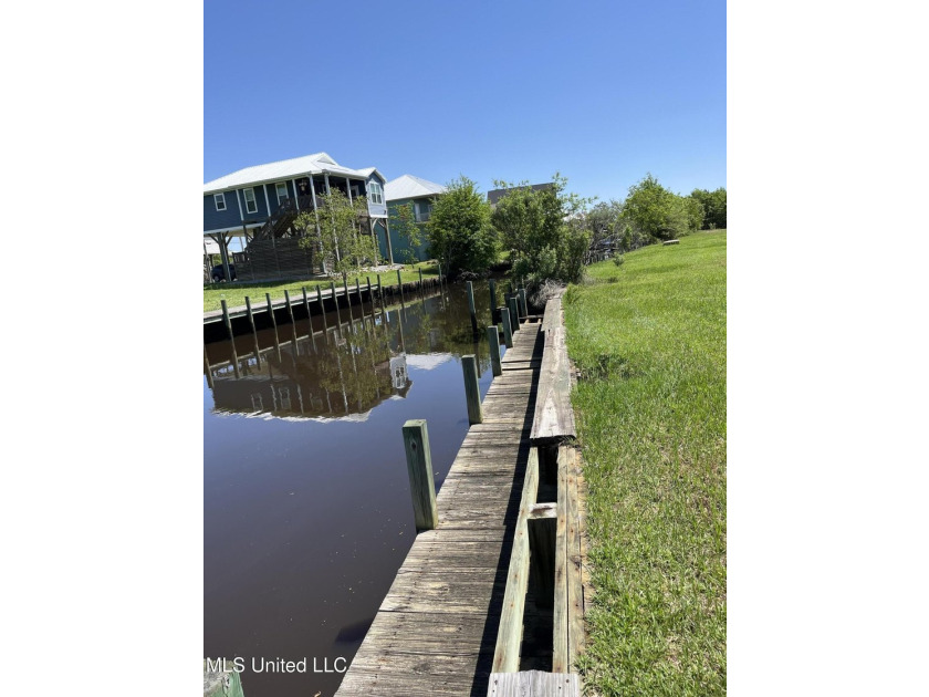 Build your dream home or 2nd home in popular Bay Cove Estates, a - photo 5