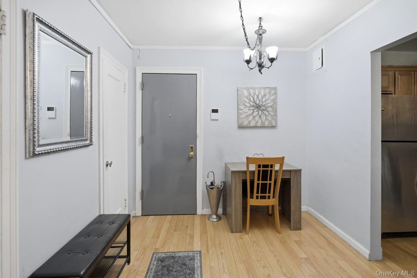 Step into this bright and inviting 1-bedroom, 1-bathroom home in - photo 2