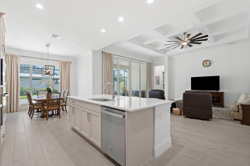 Welcome to Traditions Boutique luxury community built by GHO - photo 18