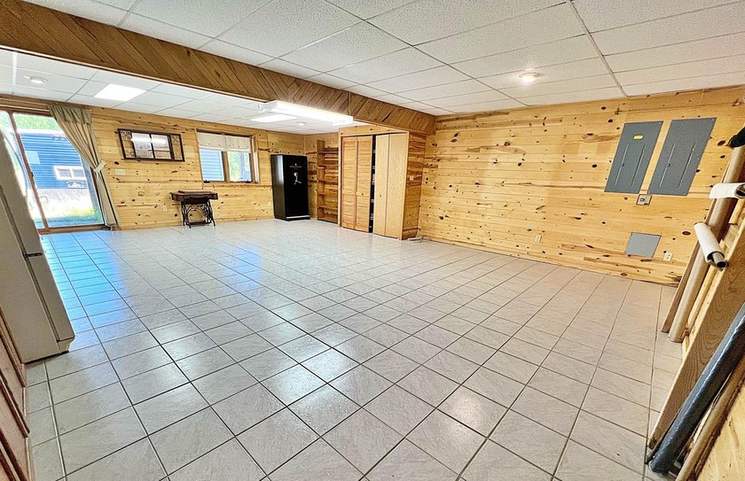 Authentic log cabin retreat on 80 picturesque acres featuring a - photo 38