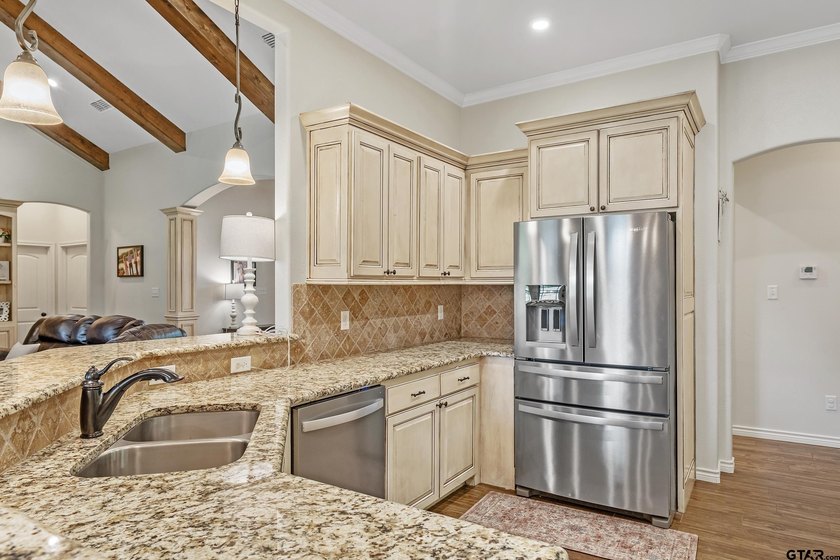 If you've been looking for a move-in-ready home with space to - photo 8