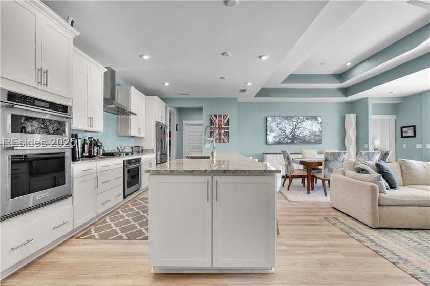 Discover exceptional Lowcountry living in this beautifully - photo 11