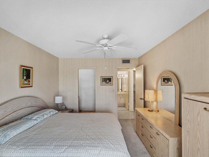 A rare opportunity to own a bright and spacious 2 bedroom, 2 - photo 16