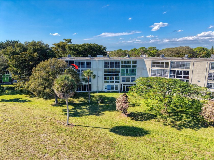 A rare opportunity to own a bright and spacious 2 bedroom, 2 - photo 33