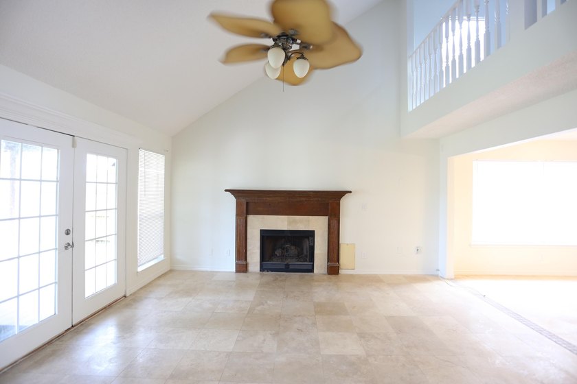 Welcome to your dream home in the heart of Destin! This - photo 5