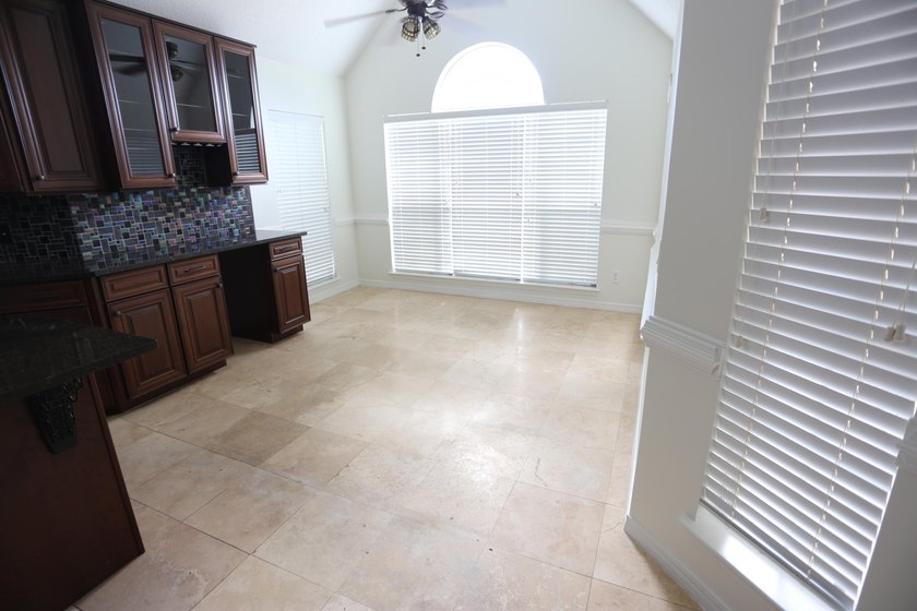 Welcome to your dream home in the heart of Destin! This - photo 9