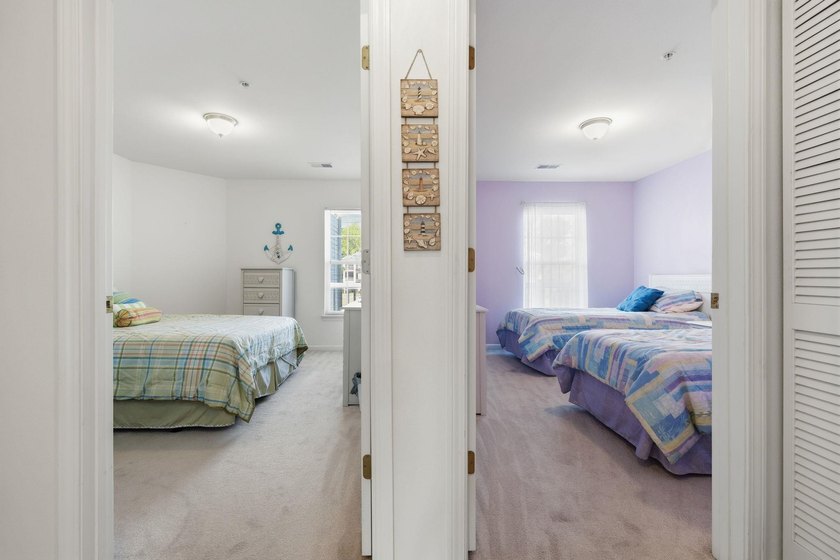 Welcome to this beautifully maintained 3 bedroom, 2 bathroom - photo 6