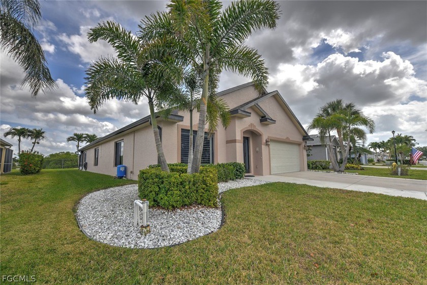 Elegantly remodeled with top-of-the-line materials. Lakeview - photo 3