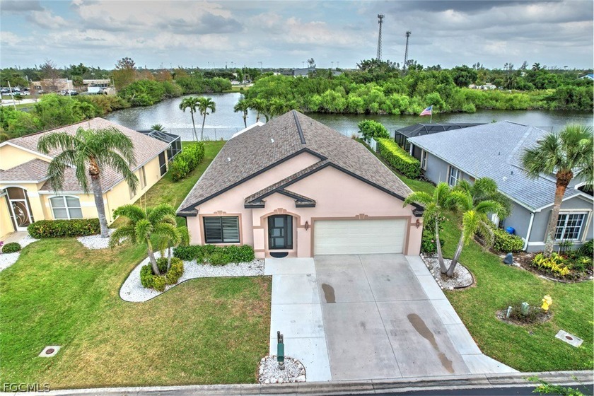 Elegantly remodeled with top-of-the-line materials. Lakeview - photo 5