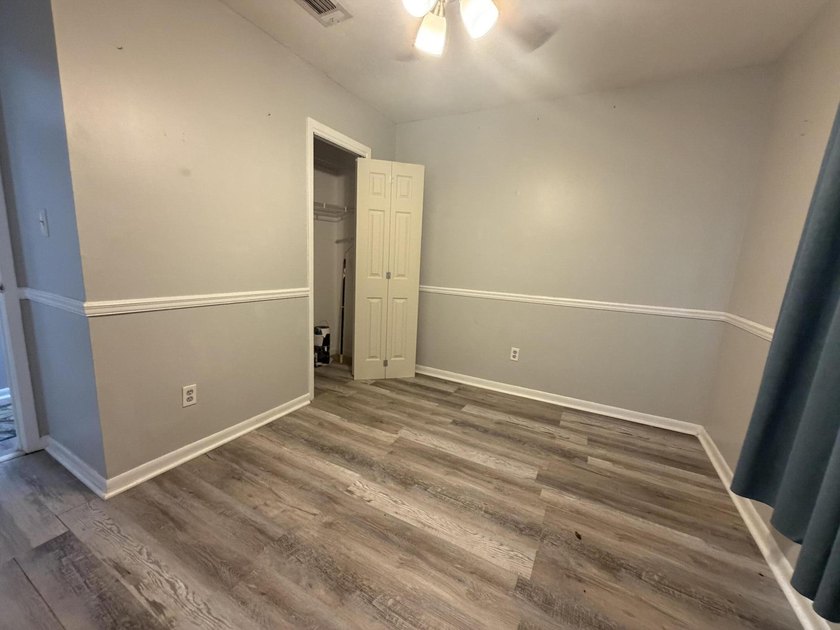 Investment opportunity! Strategically located minutes from - photo 6