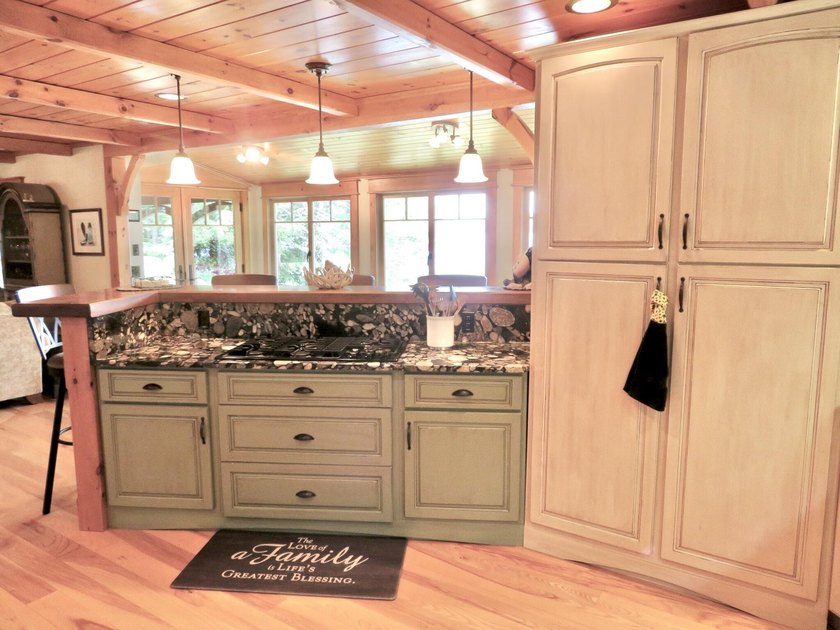 *LAKE LIVING AT IT'S BEST* This gorgeous Lake House is - photo 15