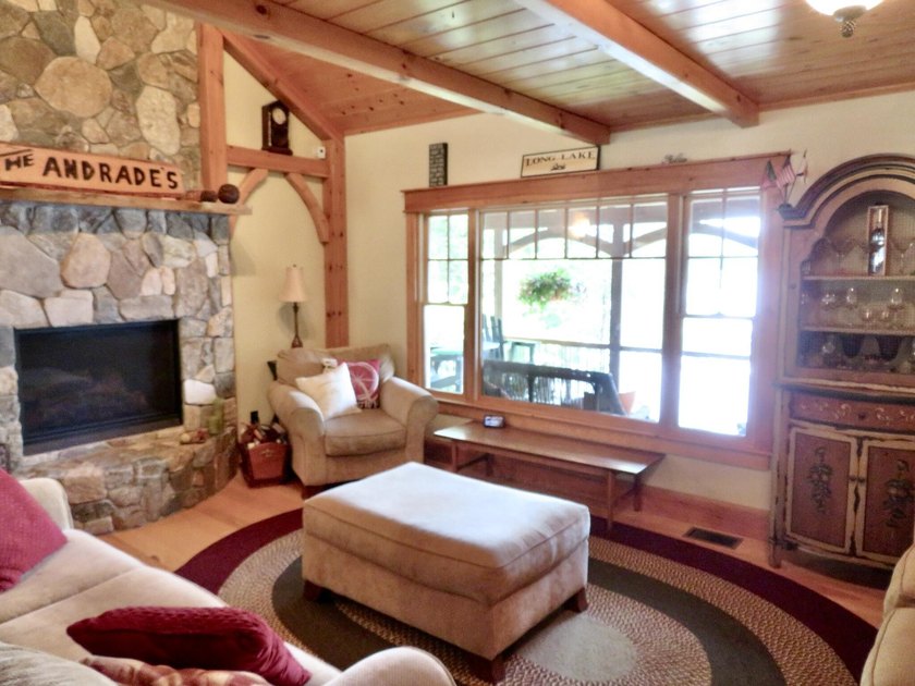 *LAKE LIVING AT IT'S BEST* This gorgeous Lake House is - photo 29