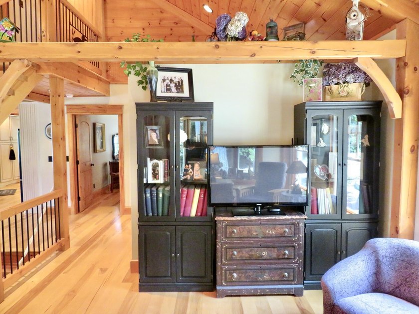 *LAKE LIVING AT IT'S BEST* This gorgeous Lake House is - photo 36