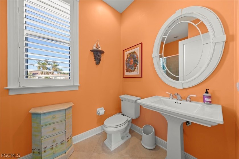 This stunning courtyard pool home at 15431 Greenock Ln, Fort - photo 7