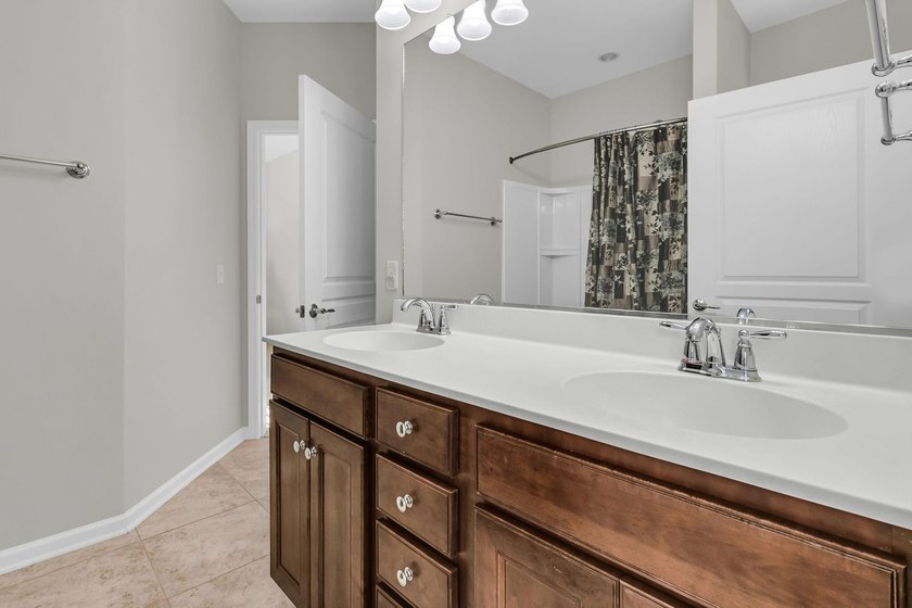 Welcome to your own private oasis within the Charleston area's - photo 42