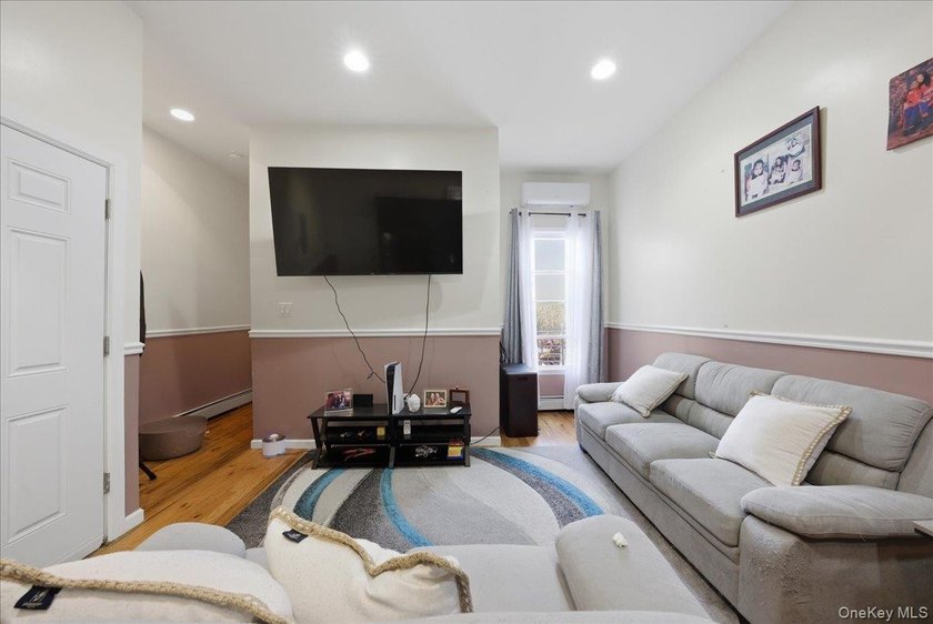 PRICE DROP! WILL BE DELIVERED VACANT! 5 BEDROOMS AND 3 - photo 16