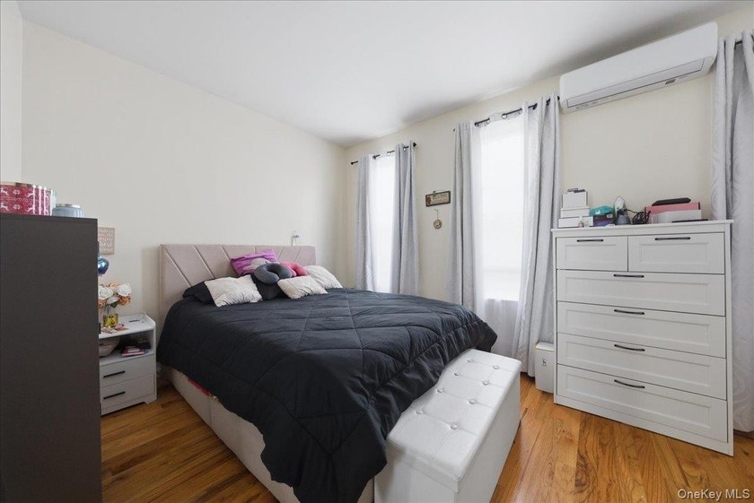 PRICE DROP! WILL BE DELIVERED VACANT! 5 BEDROOMS AND 3 - photo 20