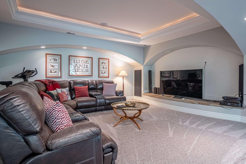 Luxury riverfront home on the Roaring Fork River in Glenwood - photo 36