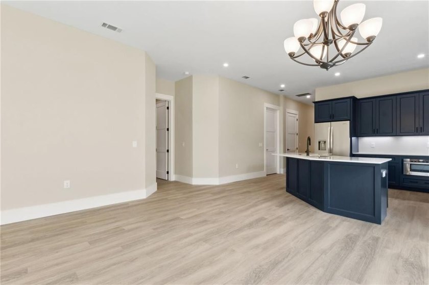 Brand-New Construction - Just Completed! This stunning new home - photo 13