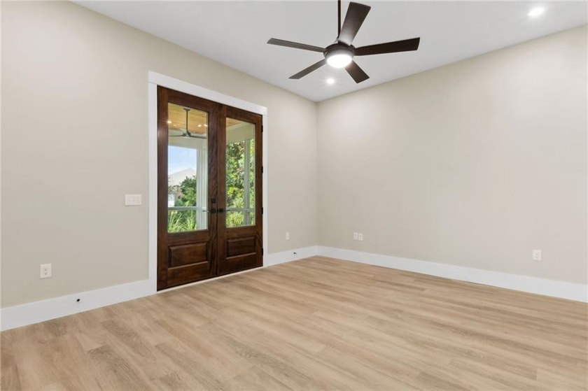 Brand-New Construction - Just Completed! This stunning new home - photo 17
