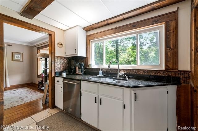 LOCATION, LOCATION, LOCATION, CLEAN UPDDATED 4 BDRM, 2 FULL BATH - photo 18
