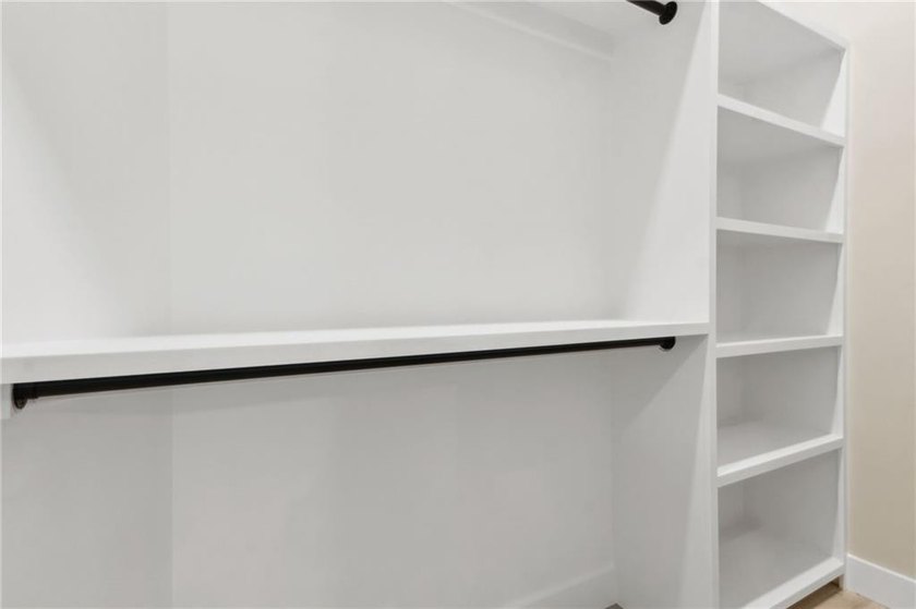 Brand-New Construction - Just Completed! This stunning new home - photo 21
