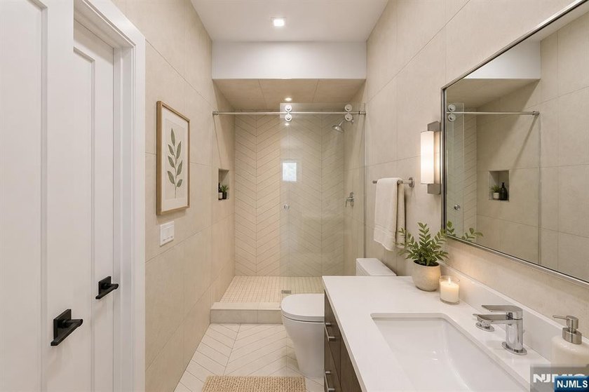 Welcome to 14 Allison Drive in Englewood Cliffs, a recently - photo 45
