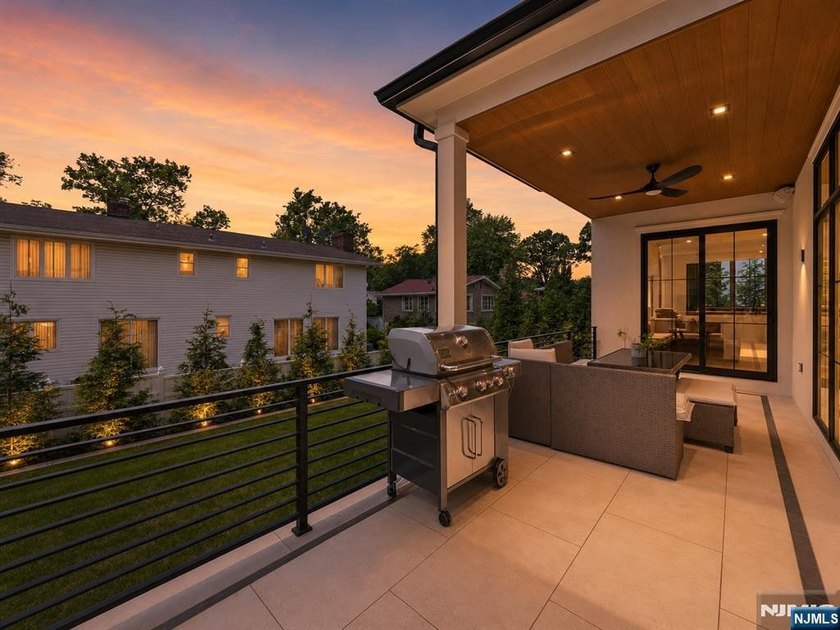 Welcome to 14 Allison Drive in Englewood Cliffs, a recently - photo 50