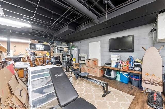 LOCATION, LOCATION, LOCATION, CLEAN UPDDATED 4 BDRM, 2 FULL BATH - photo 50